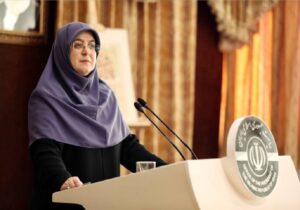 مهاجرانی در تامین انرژی و کالاهای اساسی مشکل نداریم/ شهدای سلامت به ۱۰ نفر رسیدند