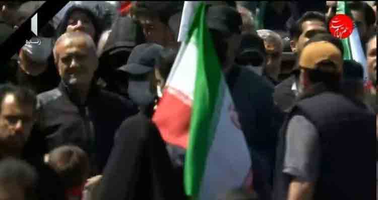 حضور رئیس‌جمهور در آیین چهلمین روز شهادت رهبر انقلاب