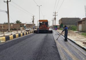 اجرای عملیات بهسازی معابر مینوشهر همزمان با تجاوزات خصمانه دشمن