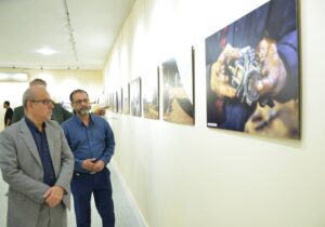 آیین گشایش نمایشگاه عکس دهمین سال هفته فیلم و عکس آبادان برگزار شد
