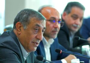 بخشی از دیوار مرزی برای تسهیل عبور ترانزیتی برداشته شود