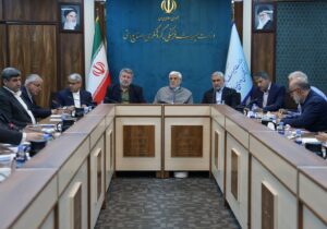 مردم صحنه‌گردانان واقعی‌اند / هشدار به سوءاستفاده‌کنندگان از گرانی‌های ناگهانی