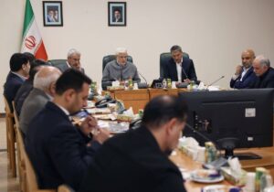 دستور عارف برای برخورد قاطع با گران‌فروشی و احتکار