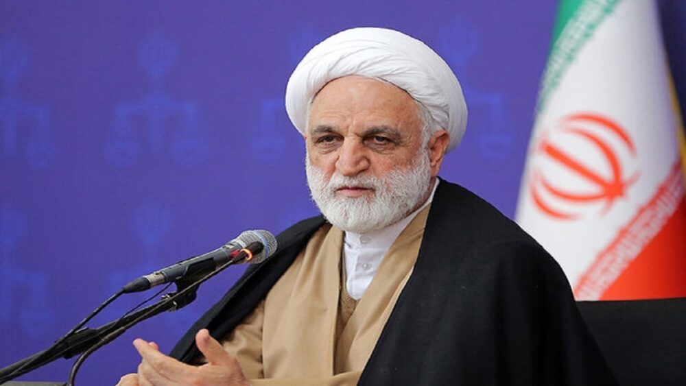 رئیس قوه قضاییه: همراهی با دشمن به هر نحوی باشد، ایران‌ستیزی و خیانت به وطن است