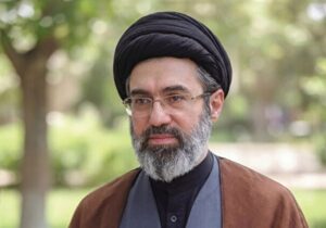 رهبر انقلاب: سلاح الله اکبر، بعثت امت اسلامی را رقم خواهد زد