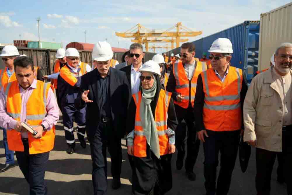 صادق: ایران به دنبال توسعه کریدور شرقی شمال‑جنوب است
