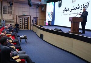 برنامه دولت حمایت ازبازارسرمایه است/هدایت سرمایه‌های خردبه تولید در اولویت قراردارد