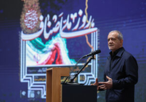 اصناف ستون پایداری اقتصاد و آرامش جامعه در جنگ اخیر بودند