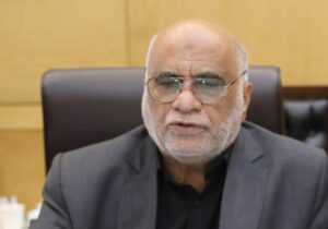 تیم اقتصادی دولت با اقدامات اصلاحی تورم را مهار کند