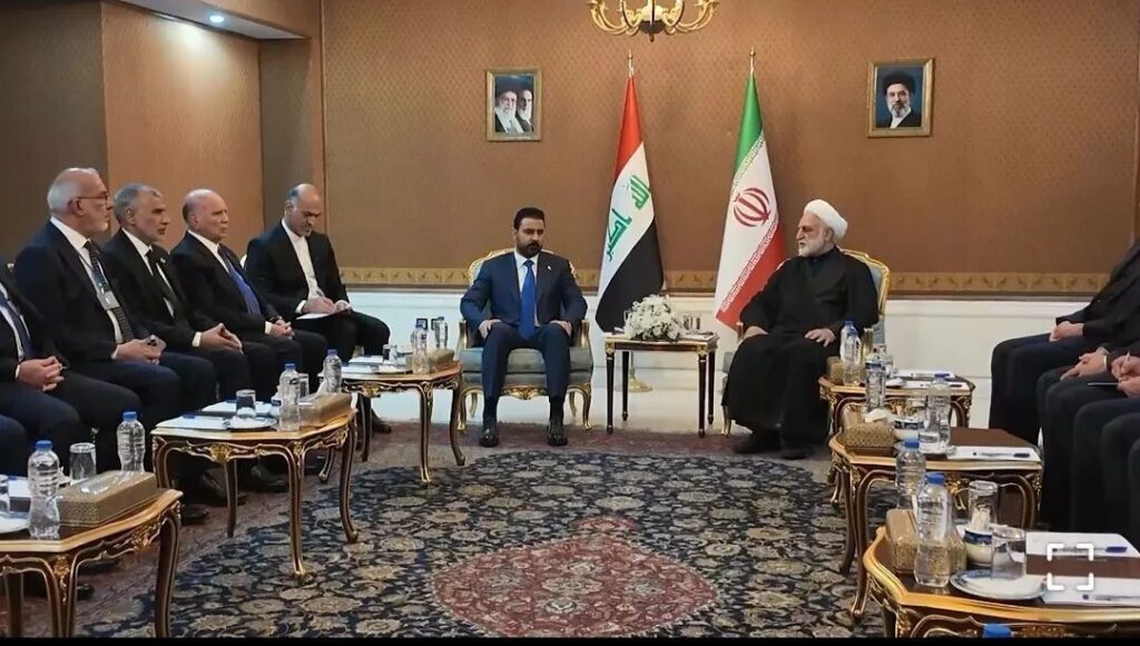 ملت ایران تسلیمناپذیر است