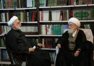 خدشه به وحدت مورد تأکید رهبری، کمک به دشمن است