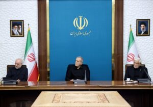 پزشکیان در جلسه ستاد تشییع رهبر شهید: بسیج همه ظرفیت‌ها برای برگزاری باشکوه و ایمن مراسم