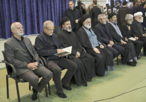 صبر منافاتی با انتقام و برخورد با اشرار ندارد
