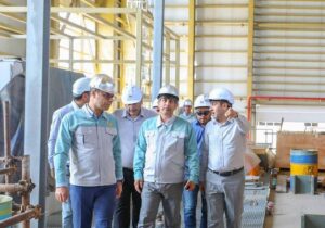 مدیر عامل گروه فولاد مبارکه از روند بازسازی بخش‌های آسیب دیده نیروگاه سیکل ترکیبی ۹۱۴ مگاواتی و مگامدول های شهید خرازی بازدید کرد – جمهور نیوز