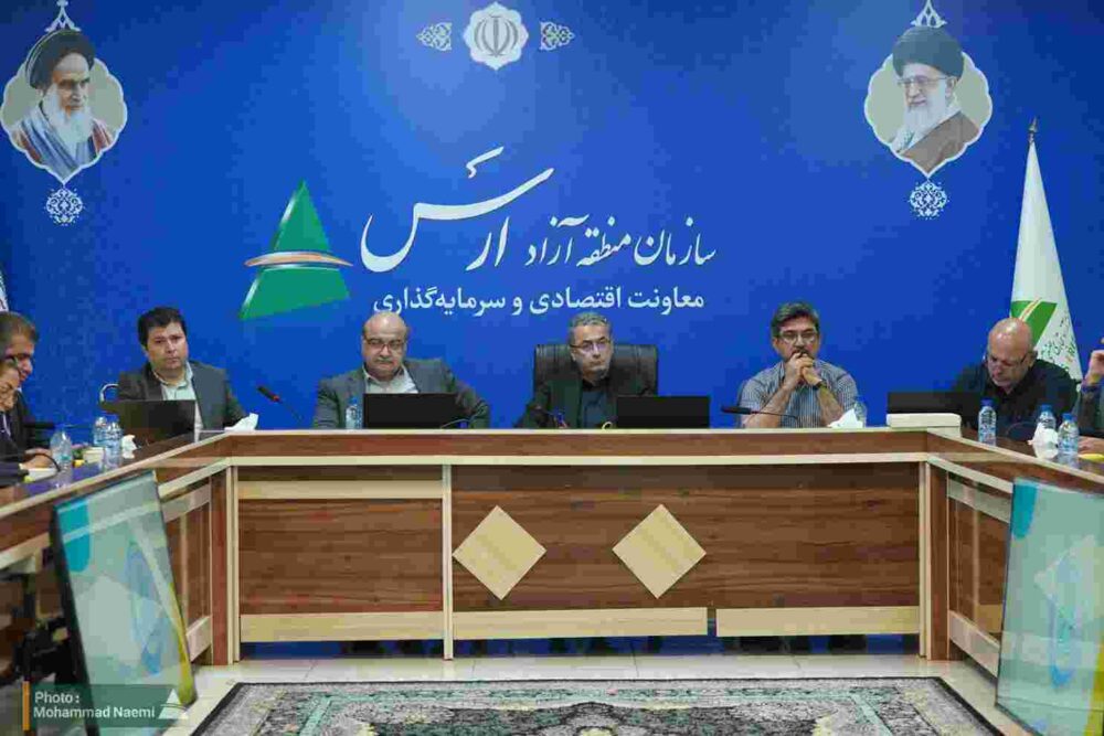 افزایش سهمیه ارزی کالای همراه مسافر ارس و قانونی‌ سازی فروش اینترنتی در دستور کار است – جمهور نیوز