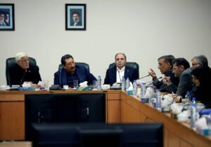 دستور معاون اول رئیس‌جمهور برای تشدید نظارت بر بازار و مقابله با گران‌فروش