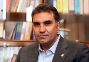 میلیاردی شدن قیمت خودرو ناشی از عدم اجرای کامل قانون مجلس است
