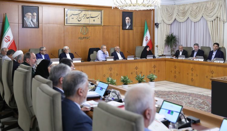 انتصابات مدیریتی باید بر مبنای شاخص‌های علمی و فارغ از ملاحظات سیاسی انجام شود