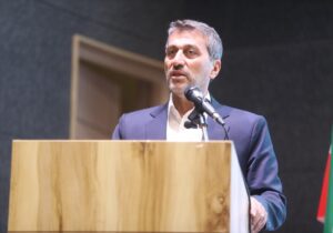 مشکلات فعالان اقتصادی باید از مسیر مدیریت یکپارچه حل شود