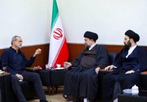 دیدار رئیس‌جمهور با آیت‌الله سید حسن خمینی در سالروز شهادت امام رضا(ع)