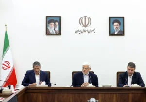 عارف: طرح «مقابله با نفوذ بیگانگان» به فعالیت علمی کشور ضربه می‌زند